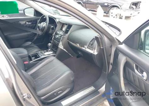 2010 Infiniti Fx35 z USA, uszkodzony, nr VIN JN8AS1MU1AM802623